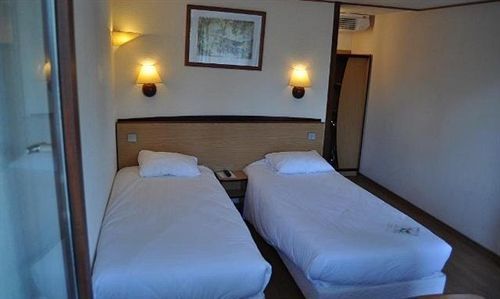 Value Inn 2*
